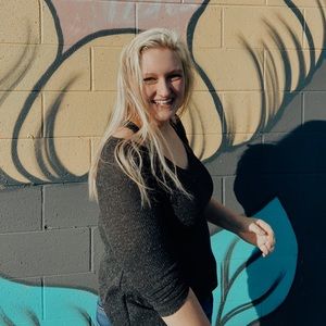 Meet your Posher, Maddie